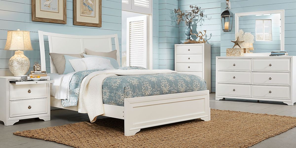 Belcourt White 5 Pc Queen Curved Sleigh Bedroom