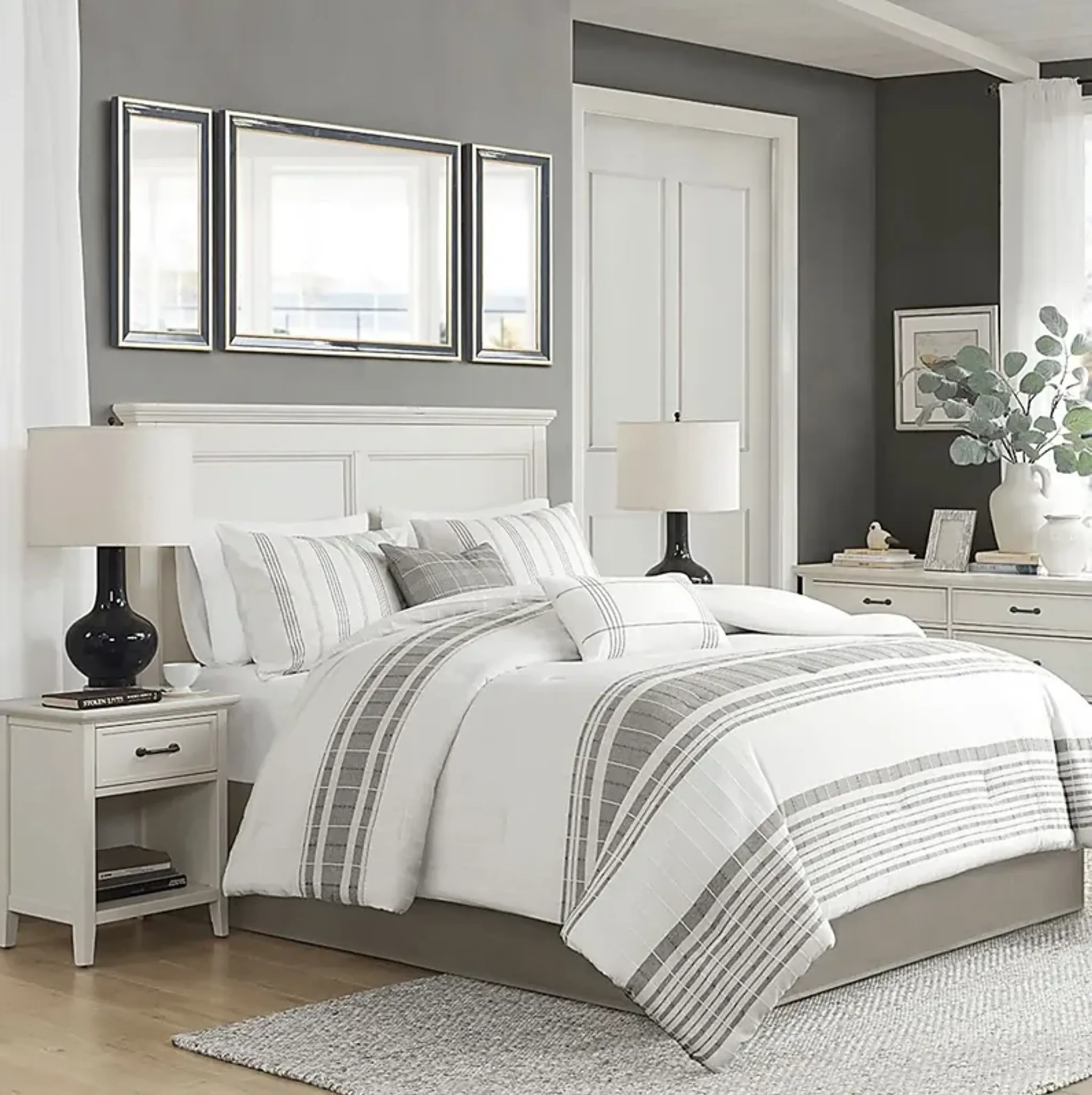 Rober Gray 6pc Cal King Comforter Set Rooms To Go | Furniture.com