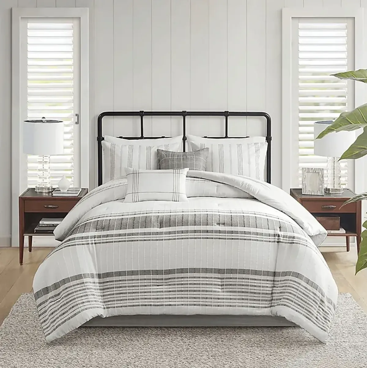 Rober Gray 6pc Cal King Comforter Set