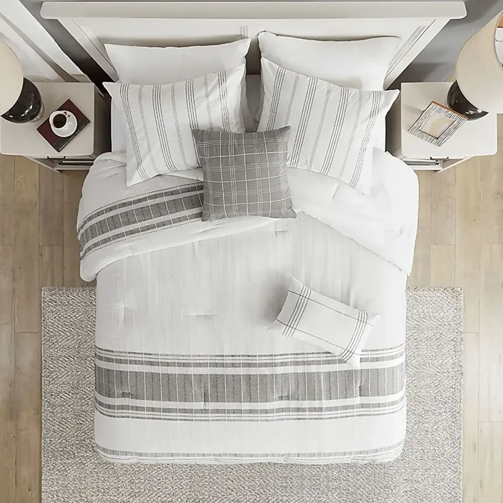 Rober Gray 6pc Cal King Comforter Set Rooms To Go | Furniture.com