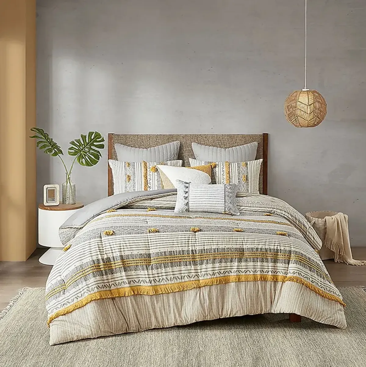 Saedi Gray Full/Queen 3 pc Comforter Set