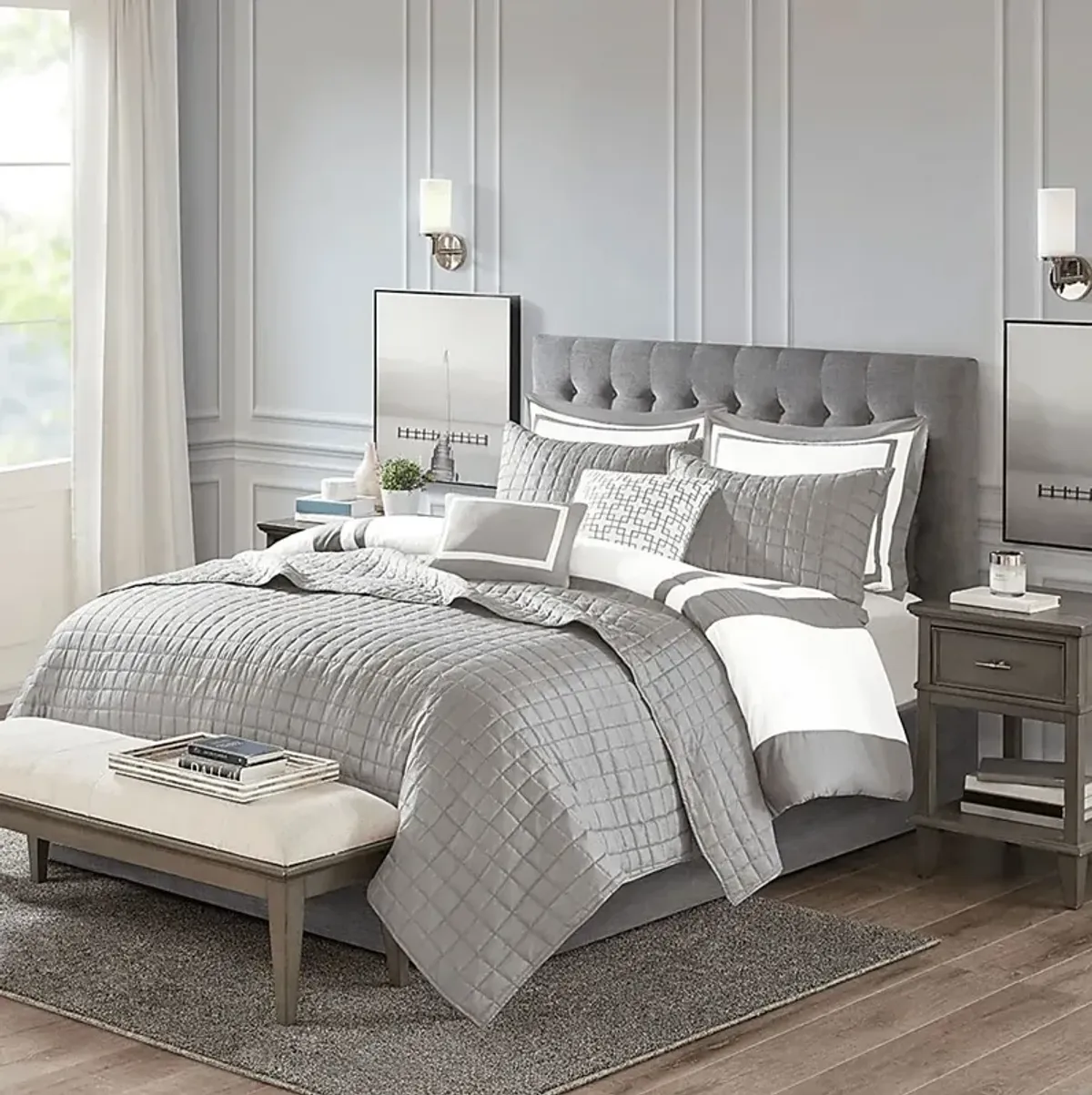 Wayde Gray 8 pc Full/Queen Quilt Set