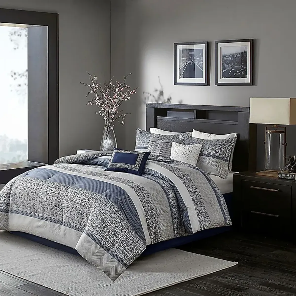 Zaiyah Blue 7 pc King Comforter Set