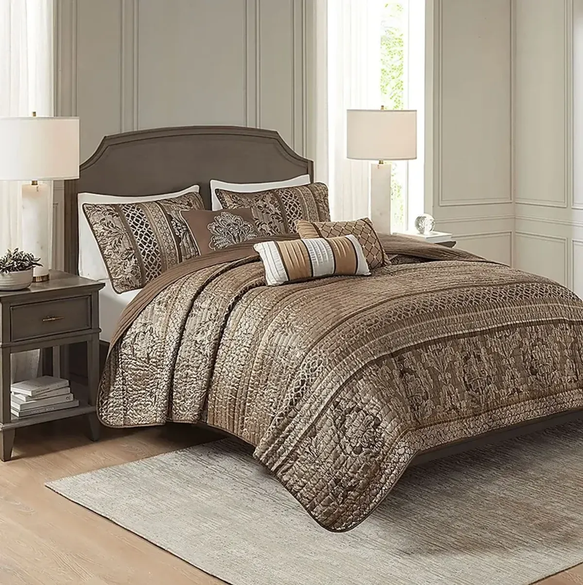 Zavis Brown 6 pc Full/ Queen Quilt Set