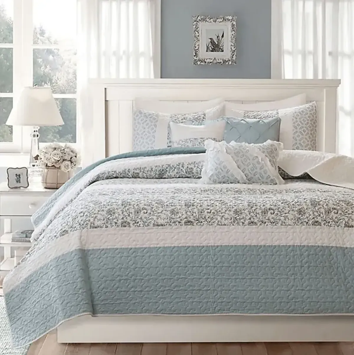 Brayln Blue 6 pc Full/Queen Quilt Set