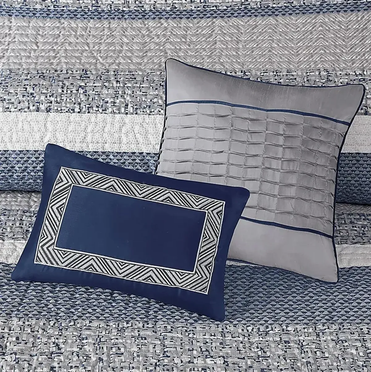 Charleagh Blue 6 pc Full/Queen Quilt Set