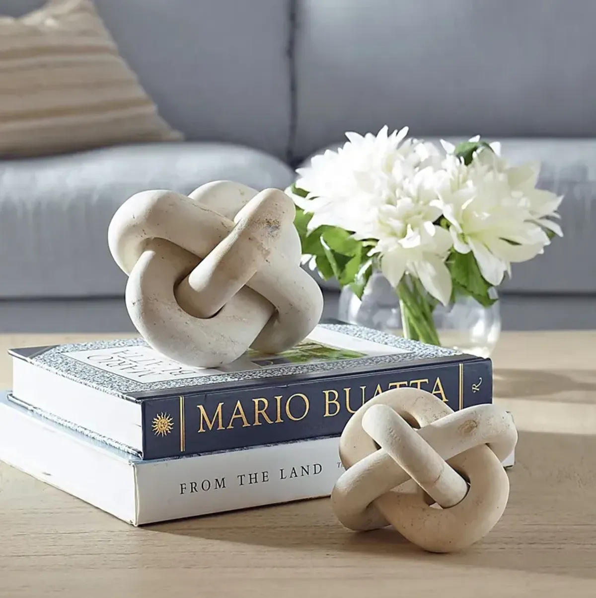 Bosko White Sculpture, Set of 2
