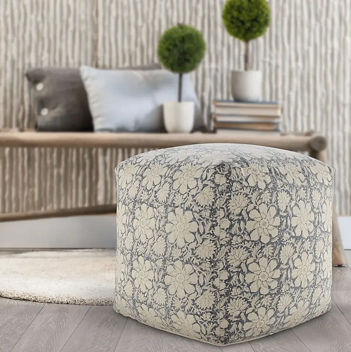 Elrael Blue/Cream Pouf