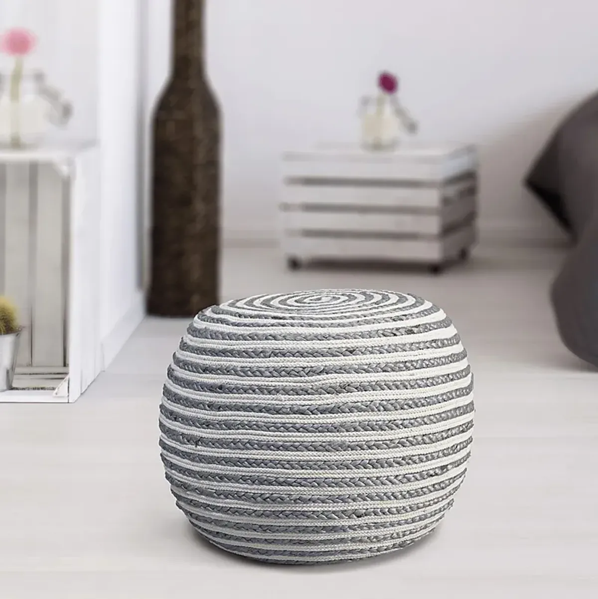 Buitra Gray/White Pouf