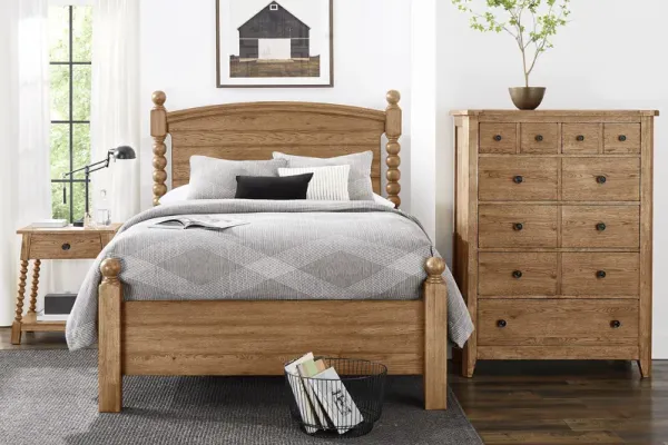 Hargrove Light Oak 5 Pc Queen Post Bedroom