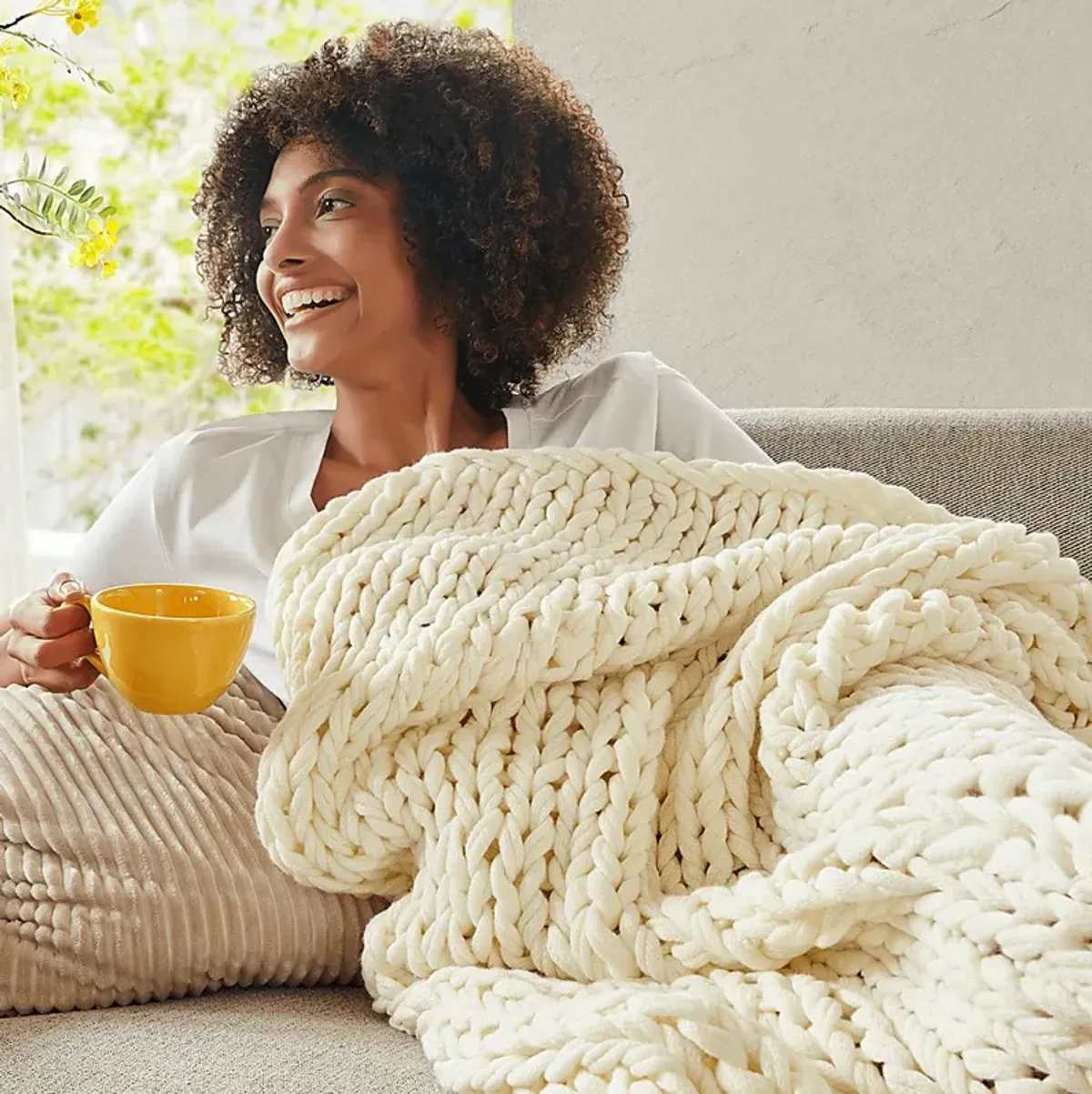 Apenzell Ivory Throw Blanket