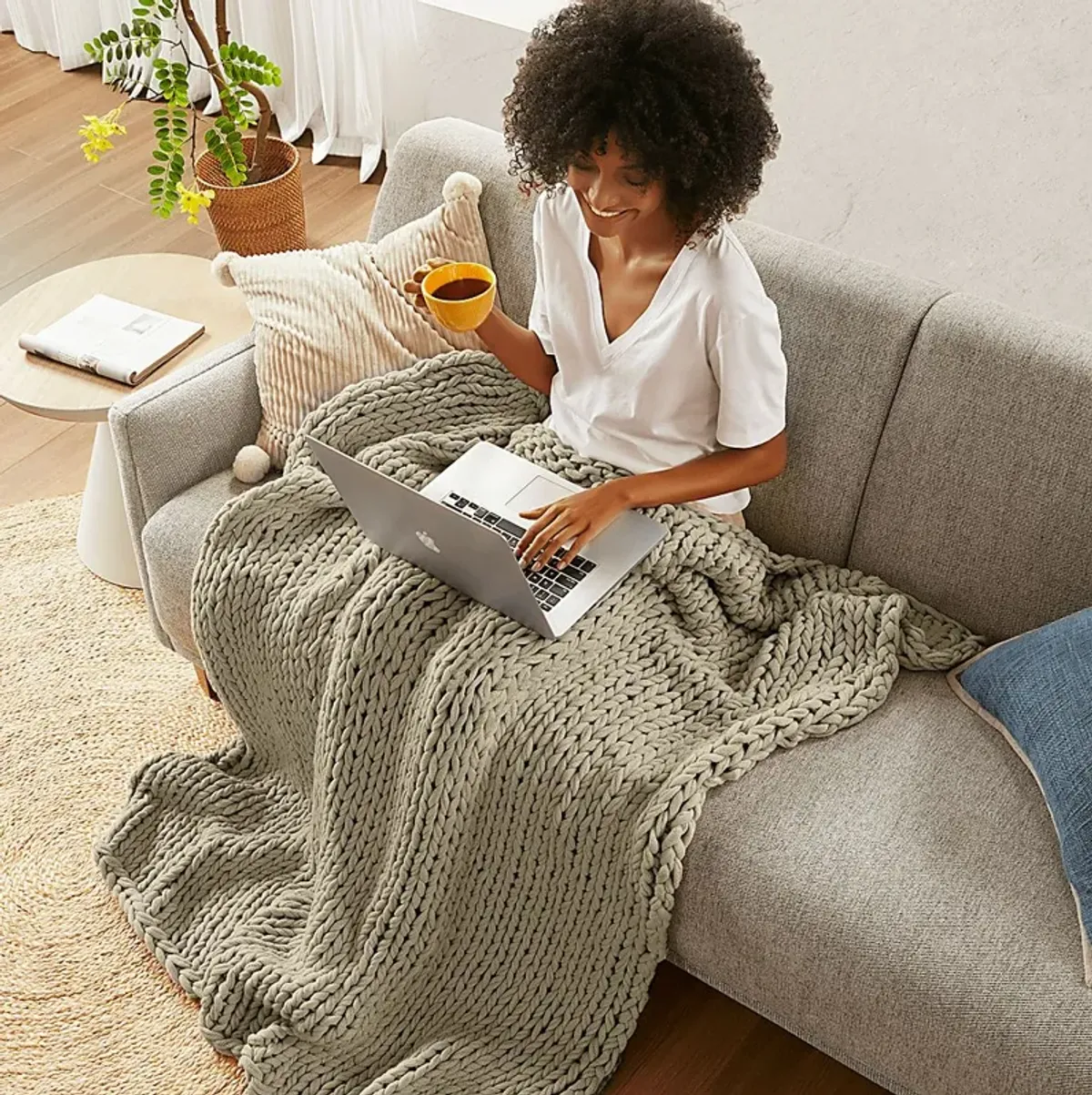 Apenzell Light Gray Throw Blanket