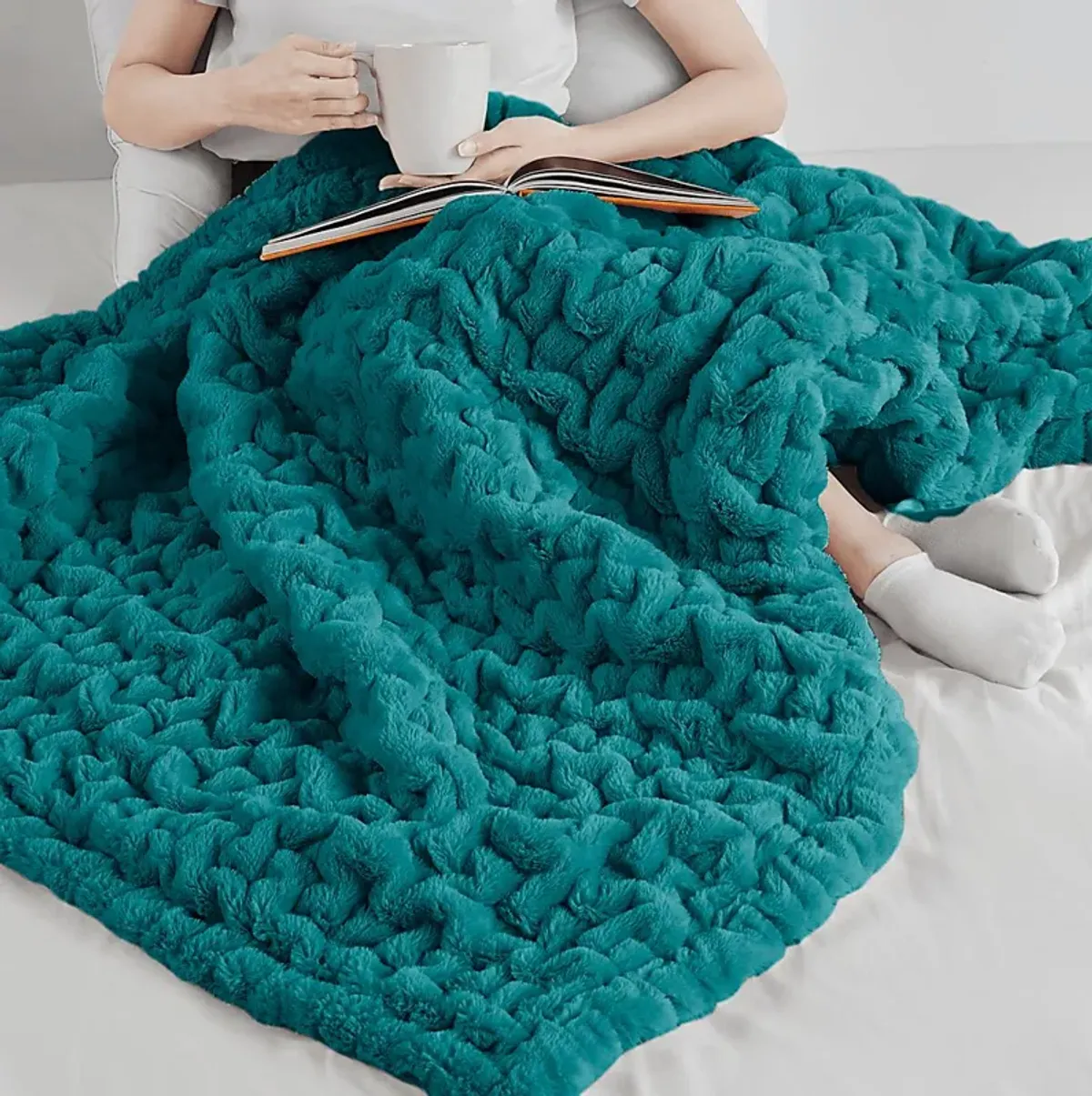 Balleyduff Teal Throw Blanket