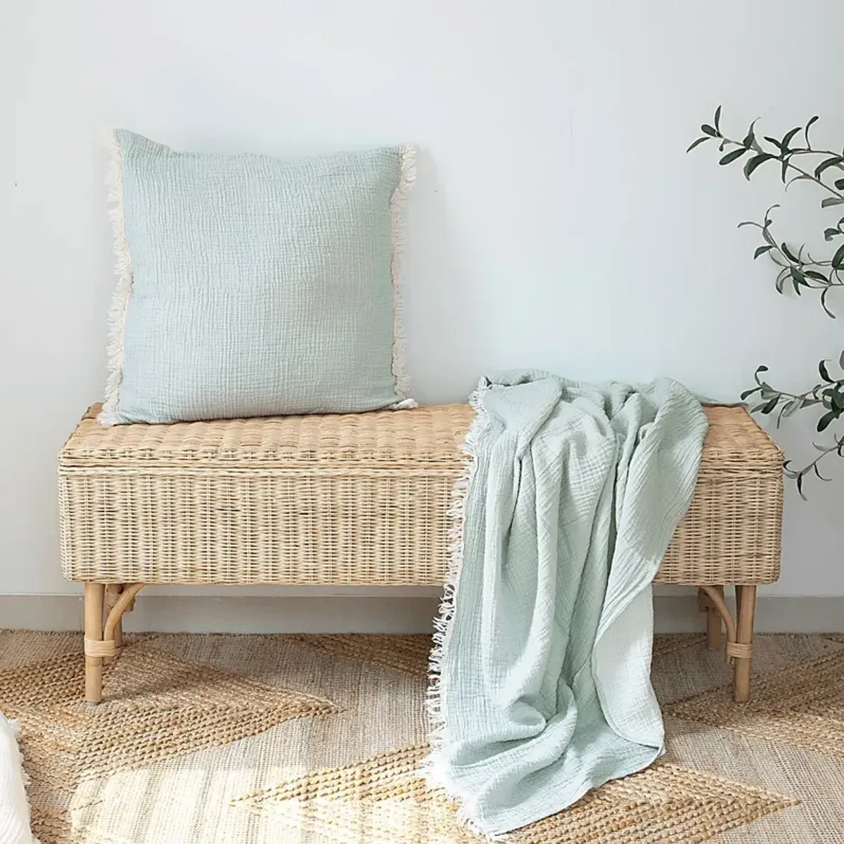 Soulis Aqua Throw Blanket