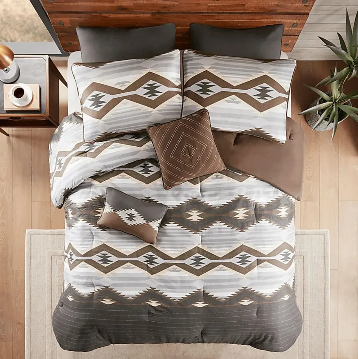 Thibodeaux Gray Full Comforter Set