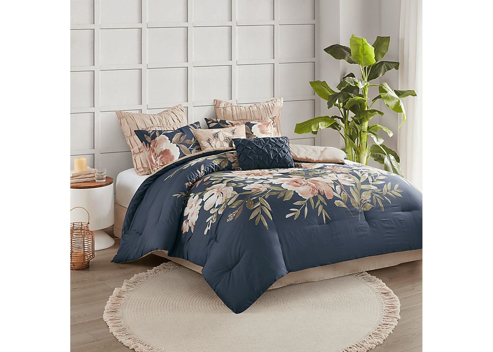 Bottlebrush Navy 8 Pc Queen Comforter Set