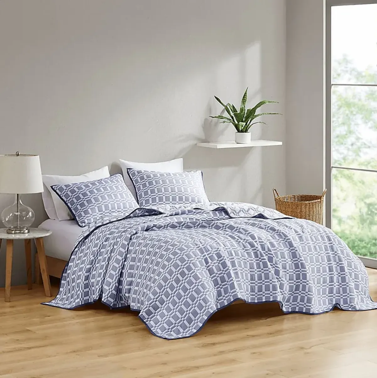 Viriole Indigo 3 Pc Full/Queen Coverlet Set