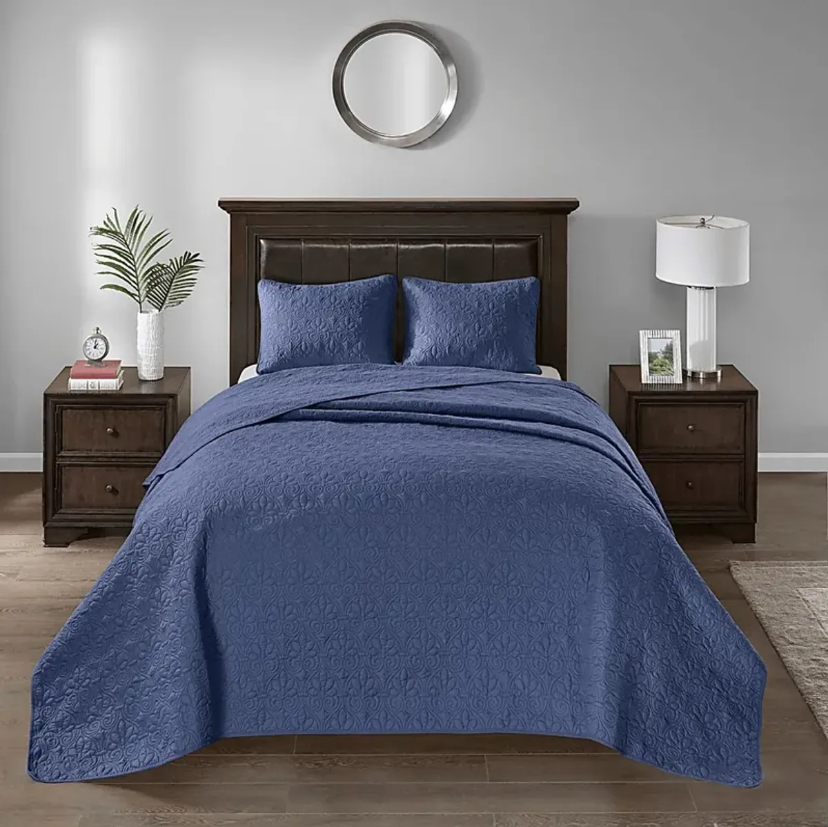 Toyah Navy 3 Pc Queen Bedspread Set