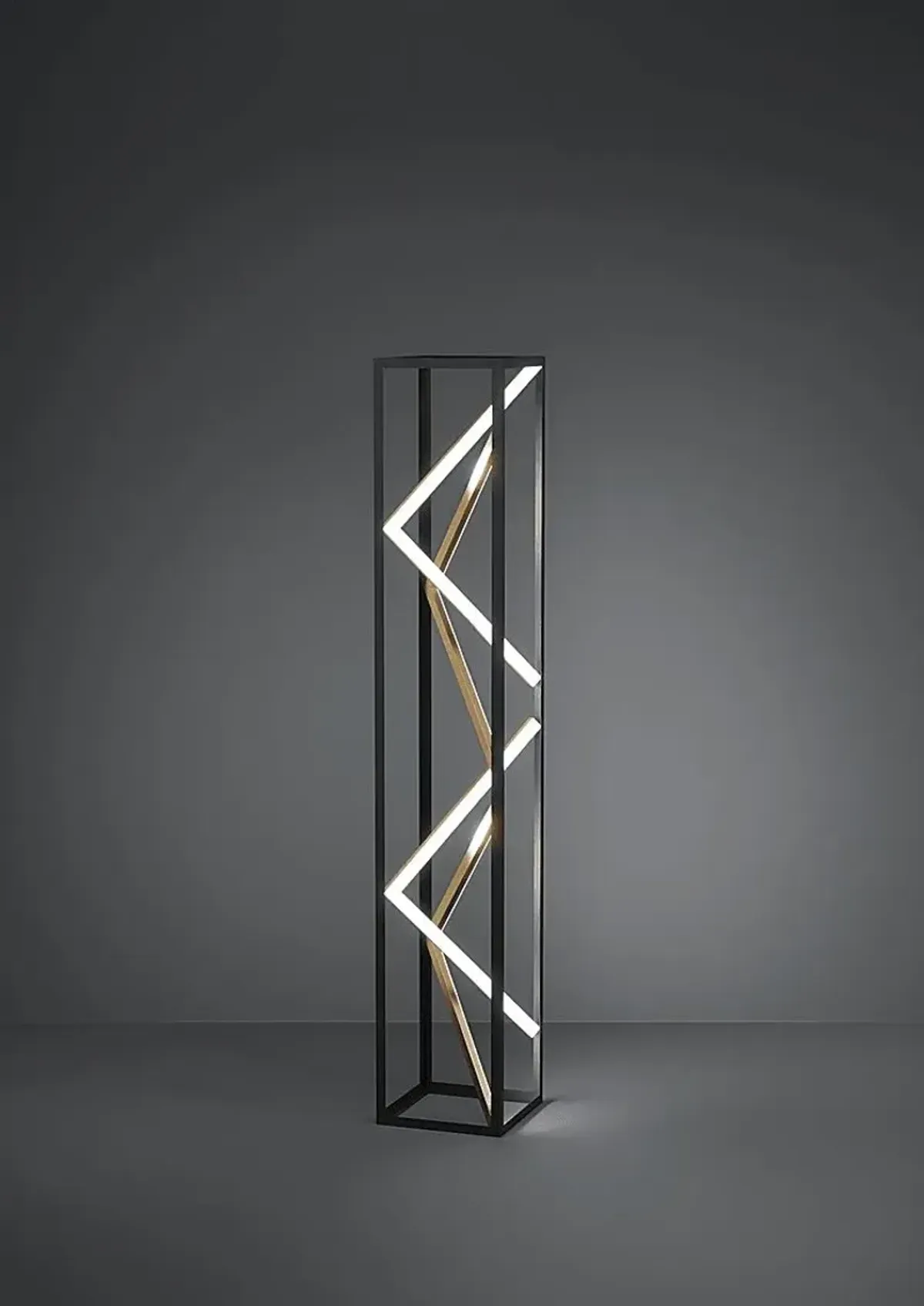 Cochrane Edge Black Floor Lamp