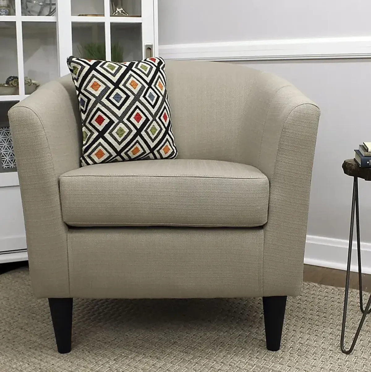 Lughala Cream Accent Chair