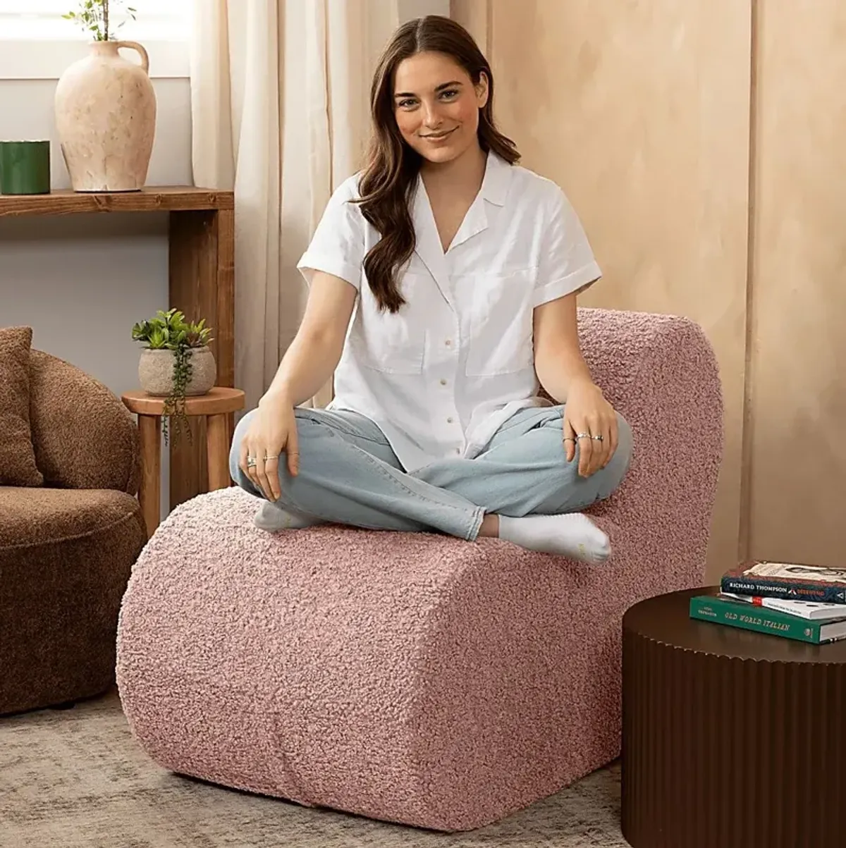 Zinei Pink Accent Chair