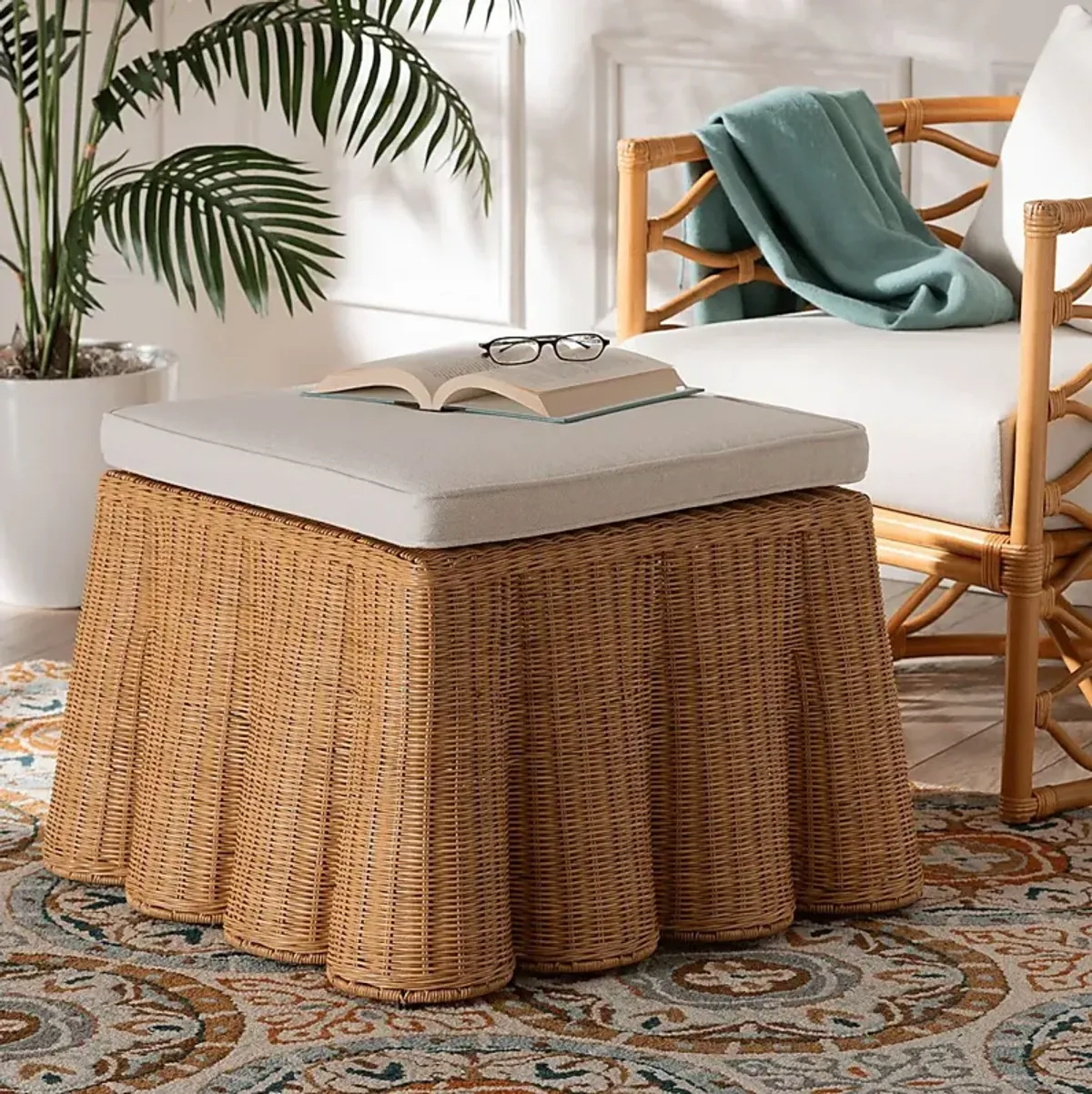 Benodot Brown Ottoman