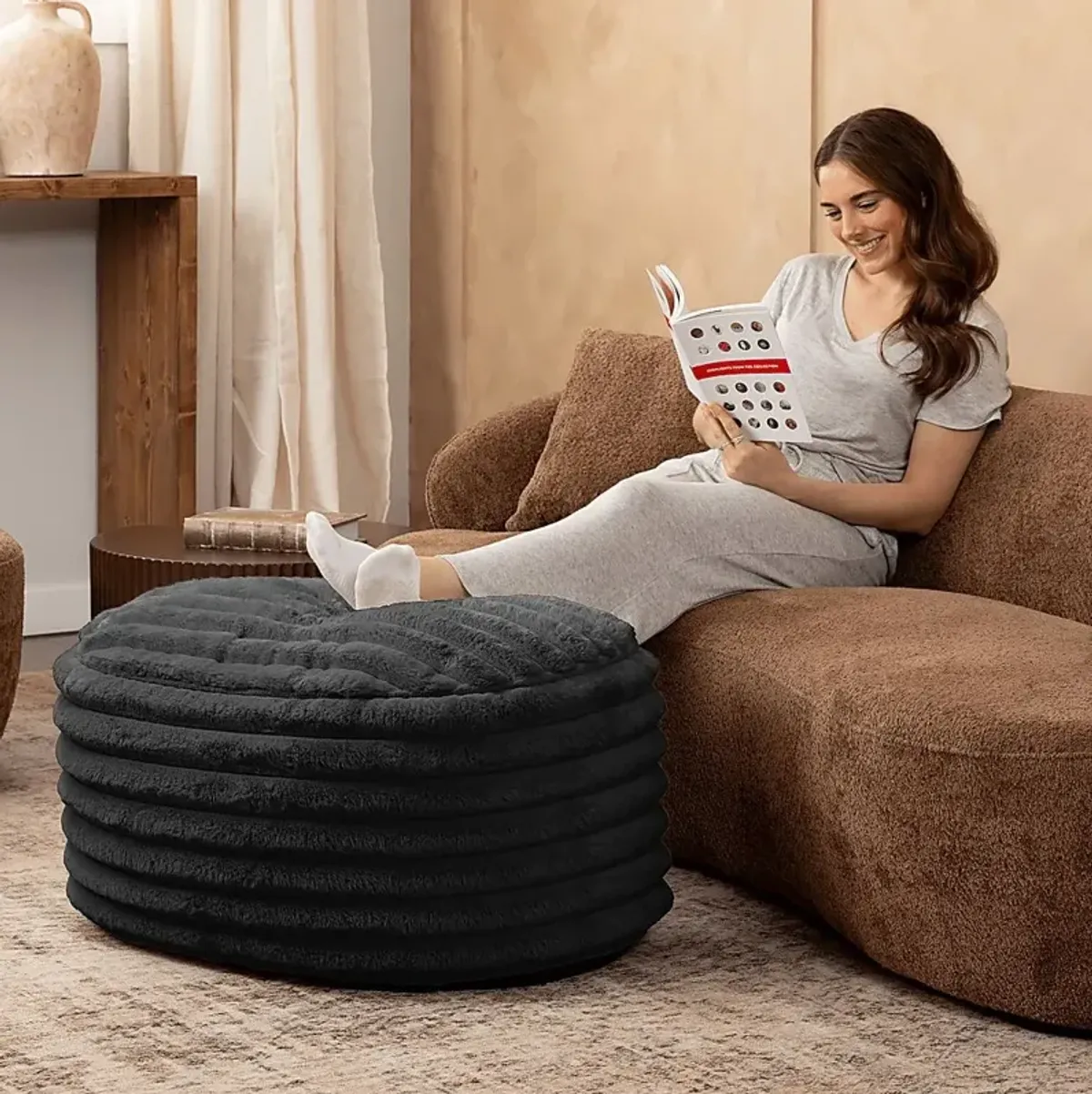 Blossi Black Large Pouf