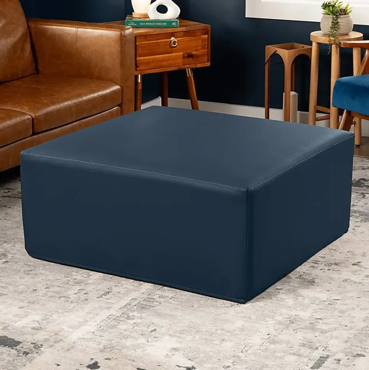 Lesusa I Navy Ottoman