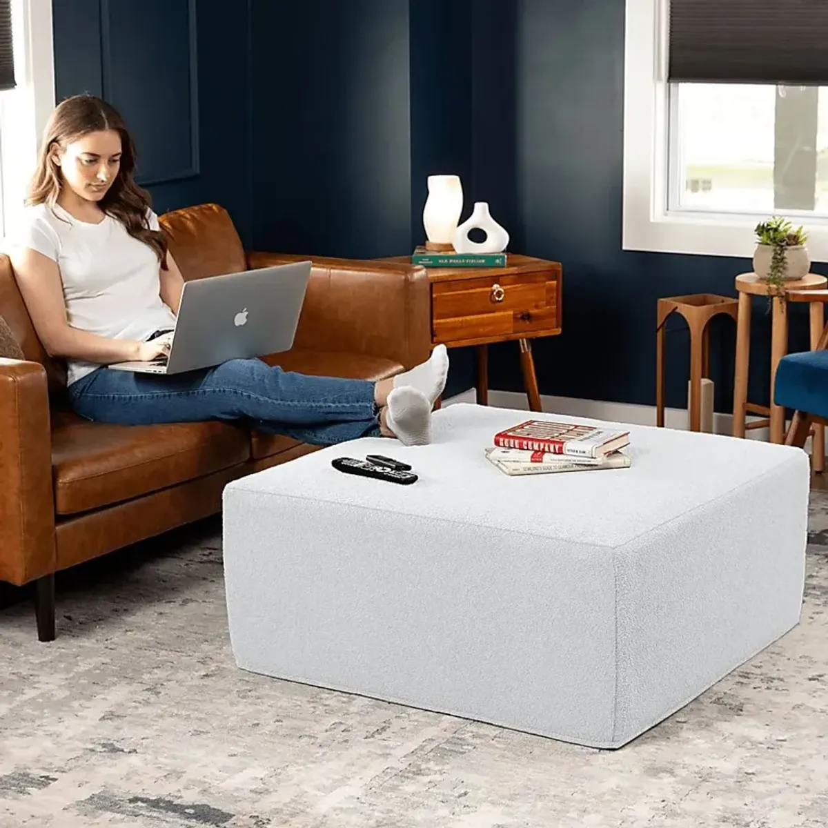 Lesusa II White Ottoman
