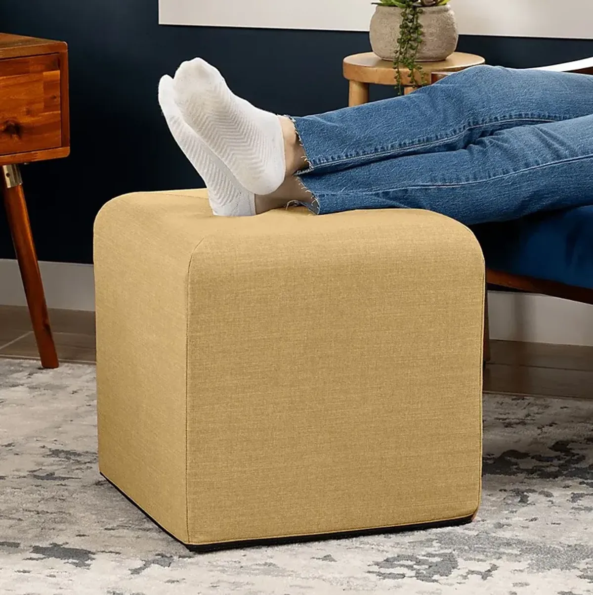 Edunci Beige Ottoman