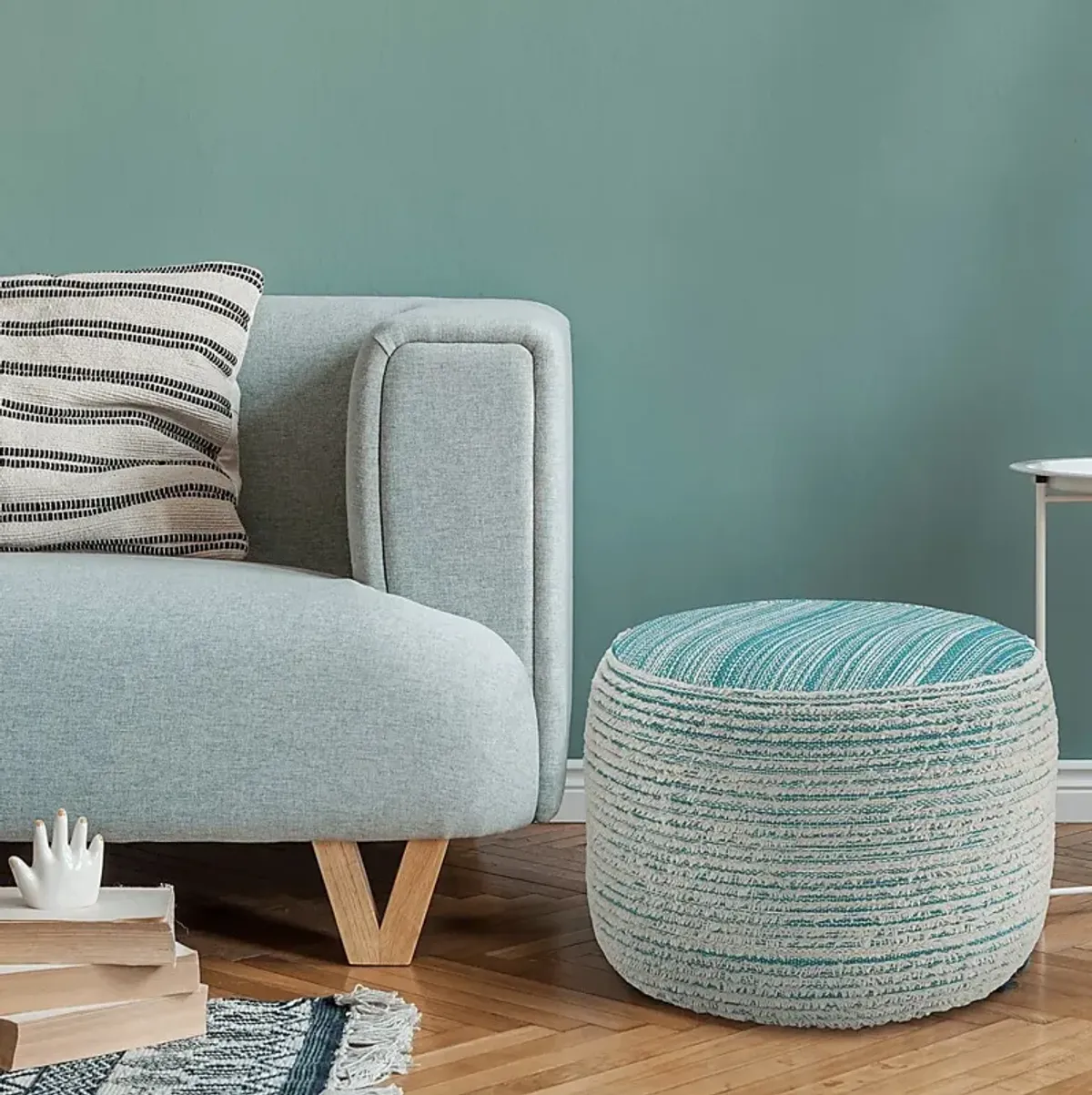 Cinnac Blue Pouf