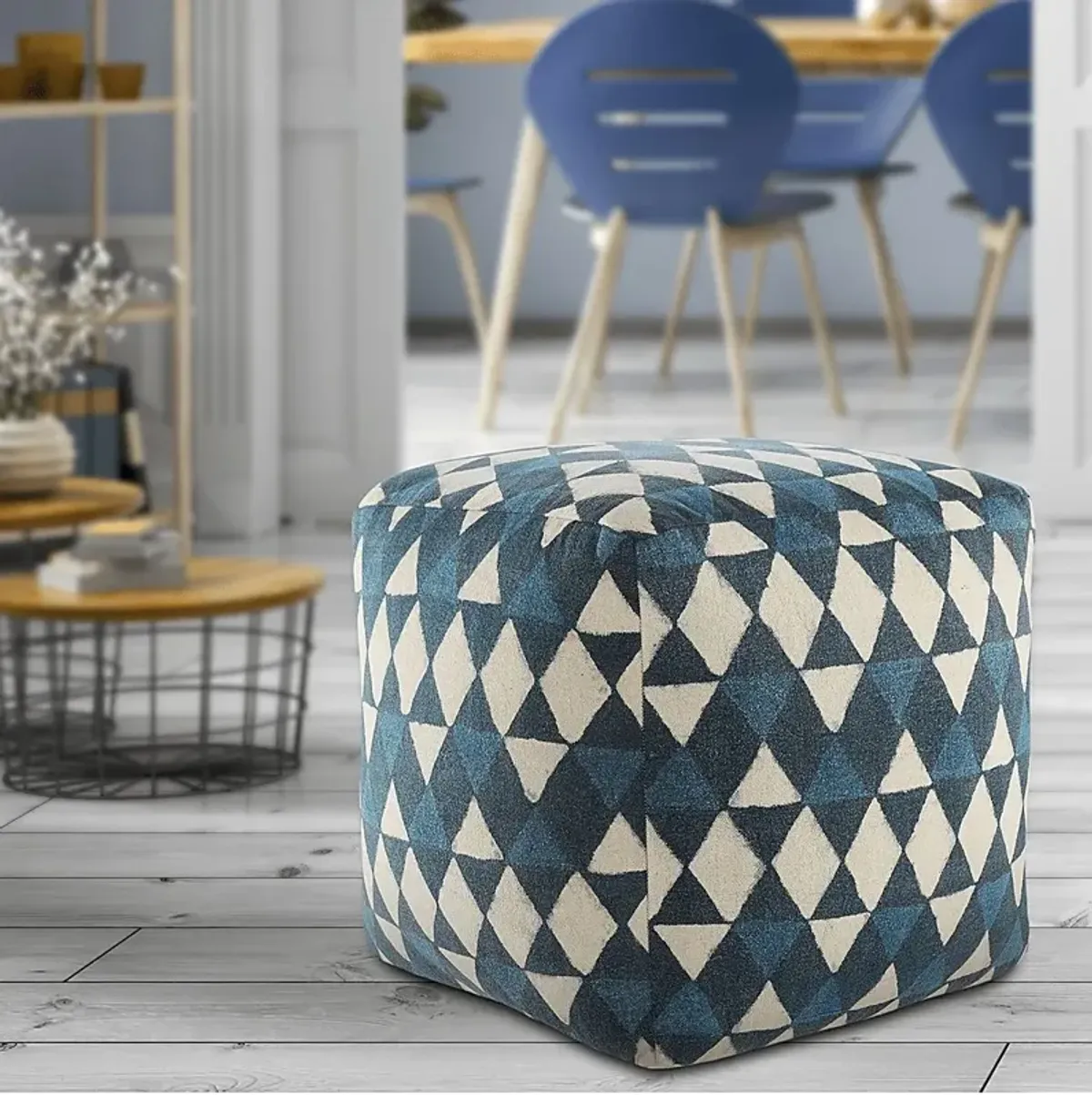 Chegue Blue/Cream Pouf