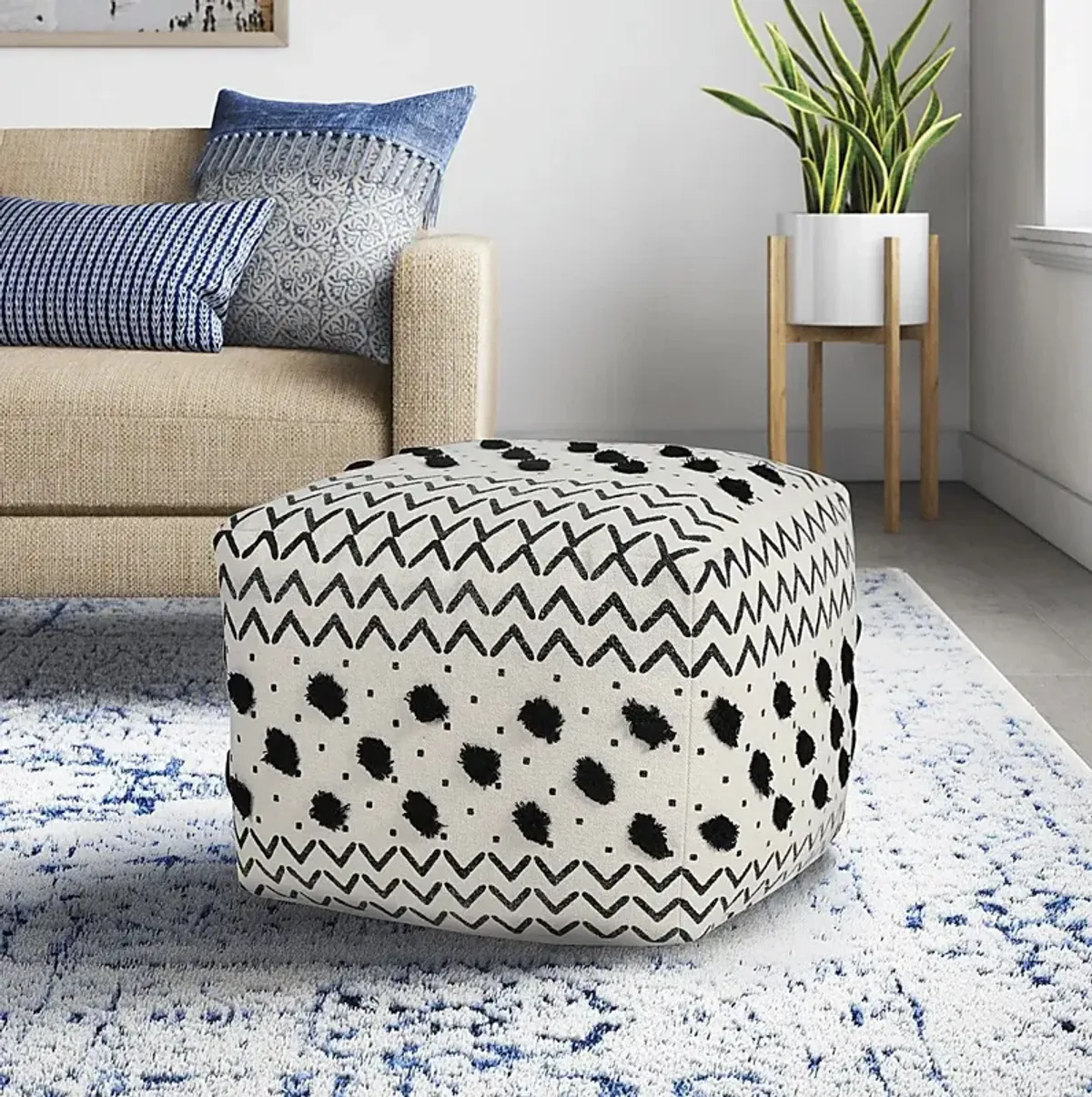 Ausian Black/White Pouf