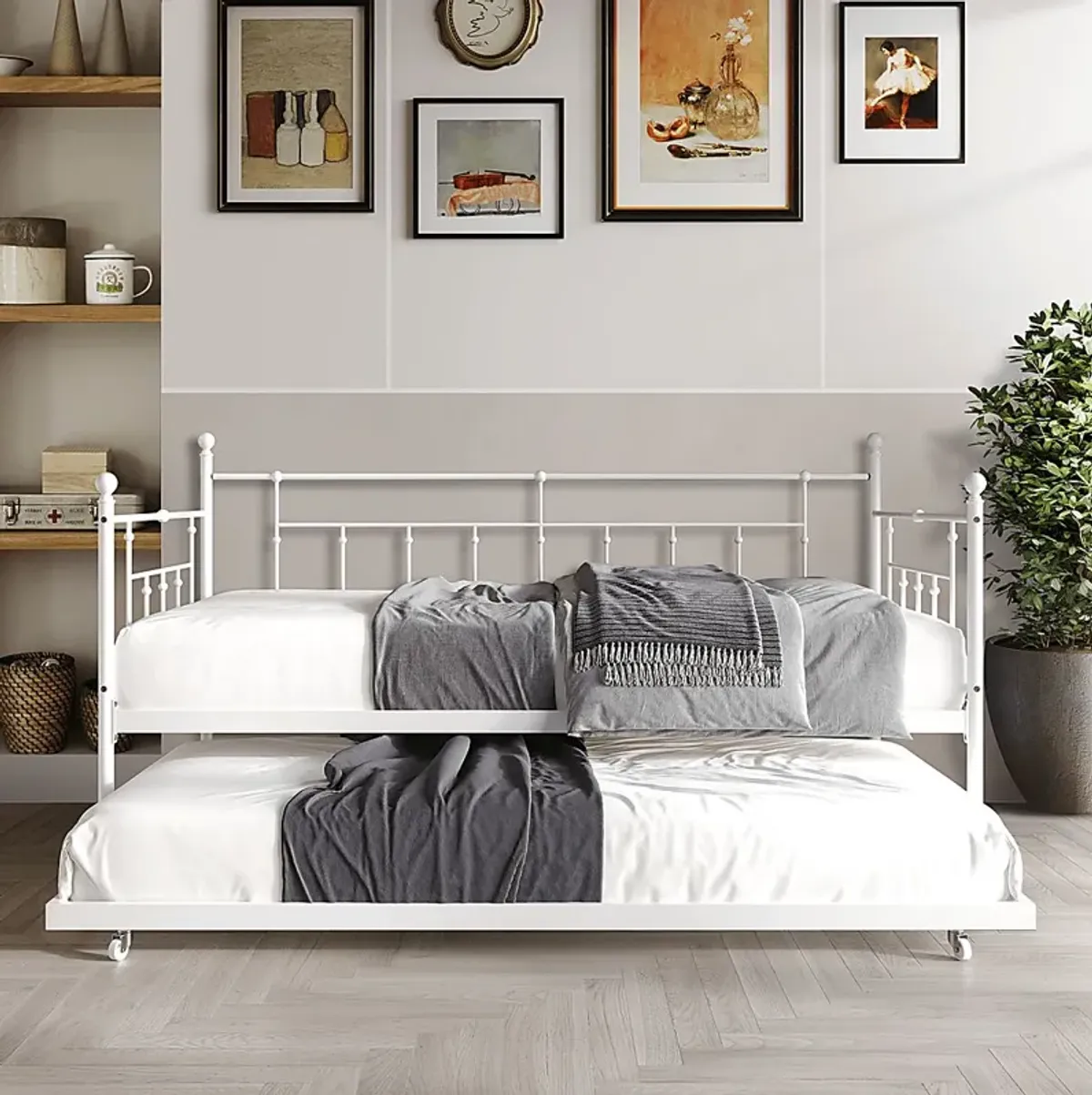 Blossomtube White Daybed