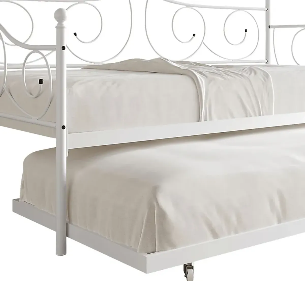 Sawwarers White Daybed