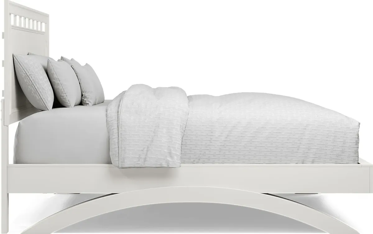 Belcourt White 5 Pc Queen Bedroom
