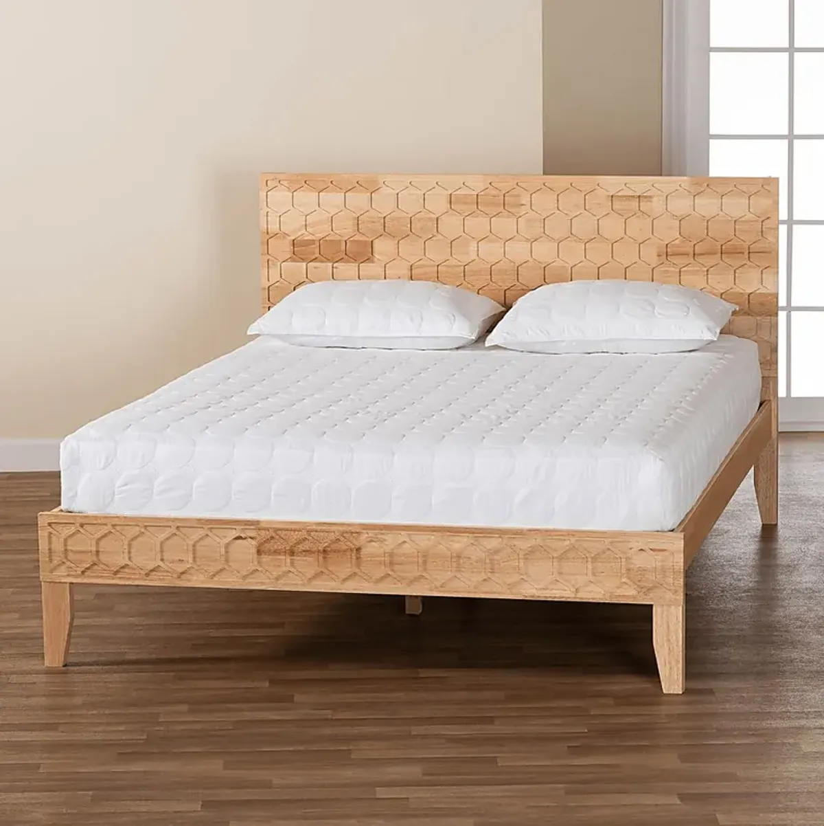 Mosholder Brown Queen Bed