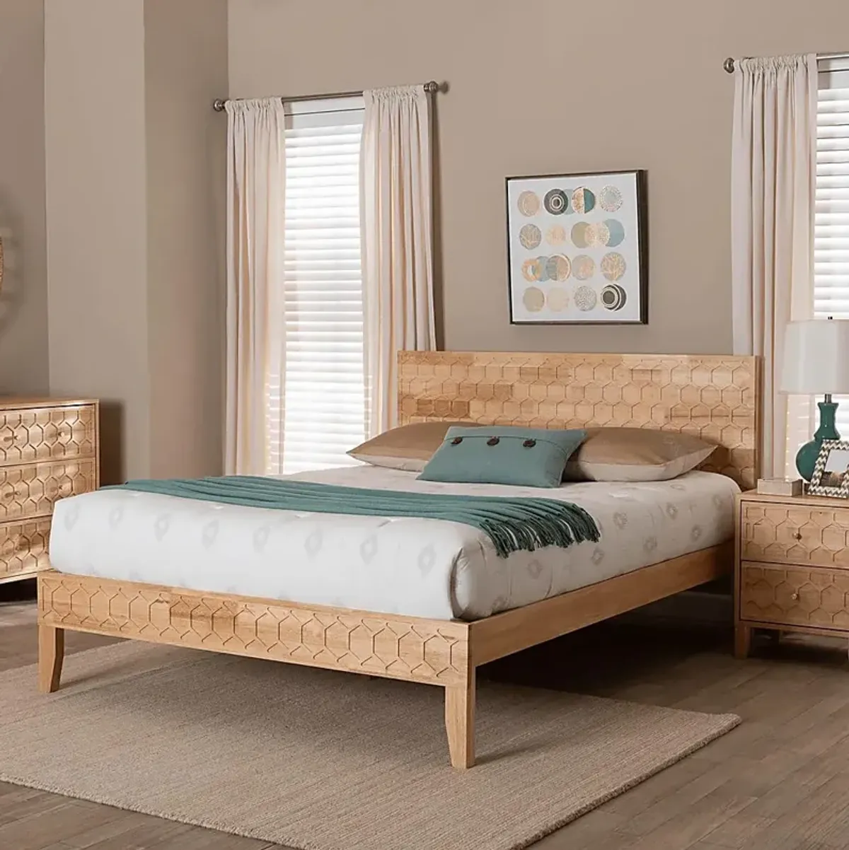 Mosholder Brown Queen Bed