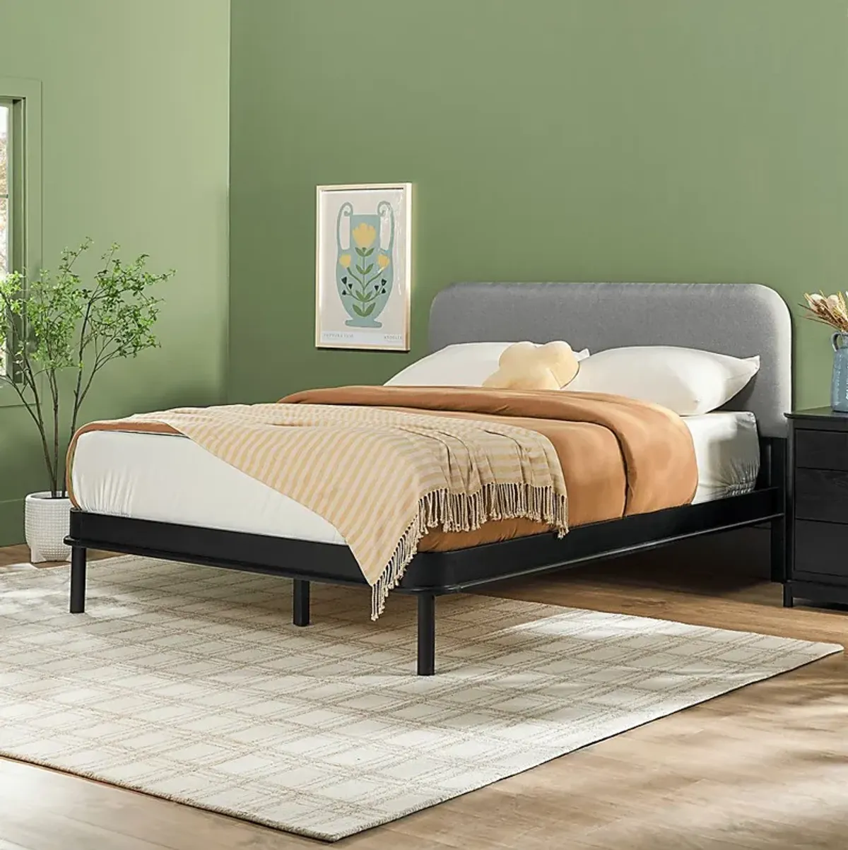 Wirthlin Black Queen Bed