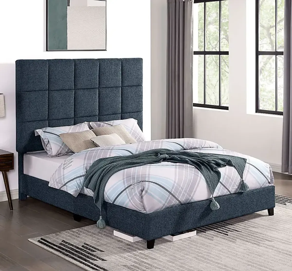 Briya Blue Queen Upholstered Bed