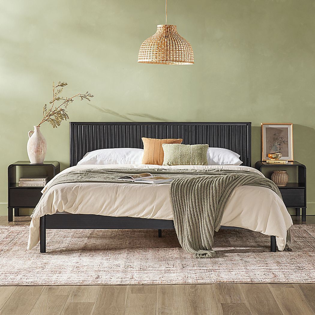 Briarthorne Black King Bed