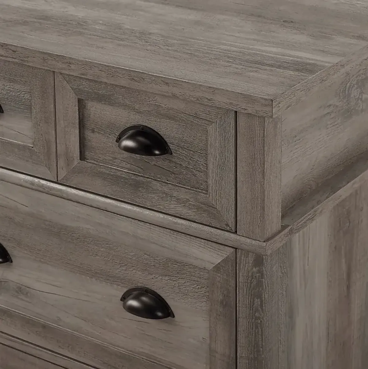 Bramwyck Gray Dresser