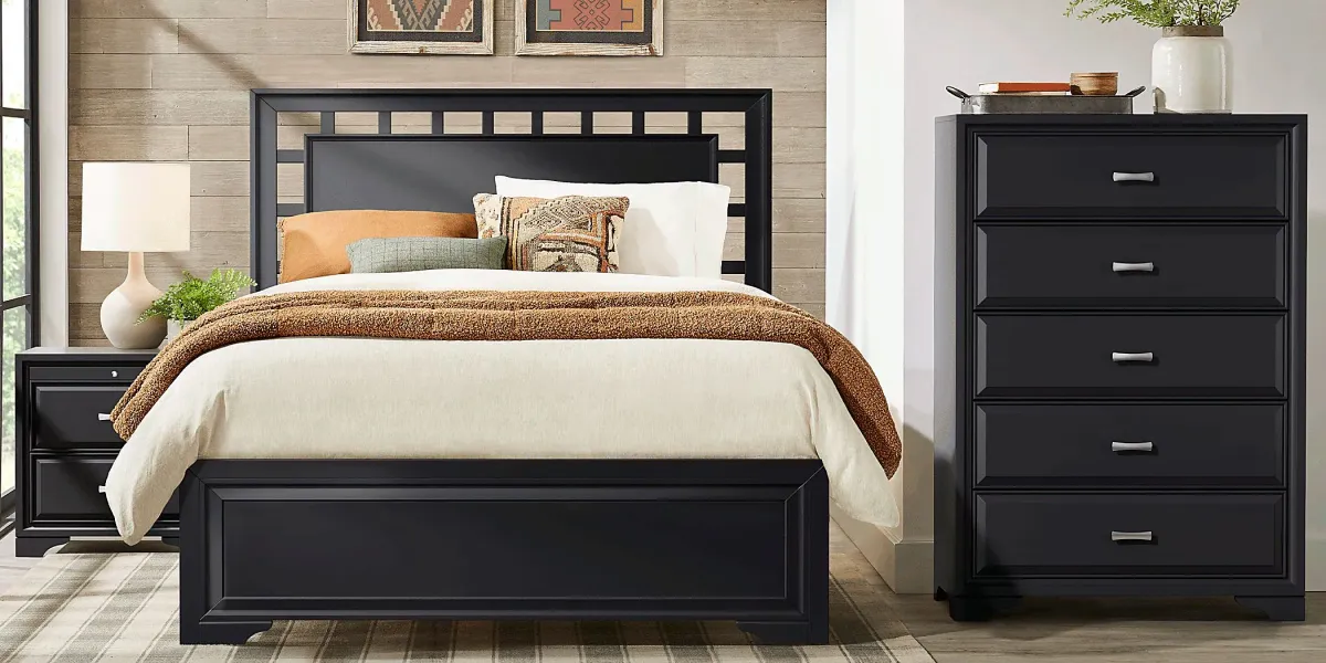 Belcourt Black 5 Pc Queen Lattice Bedroom