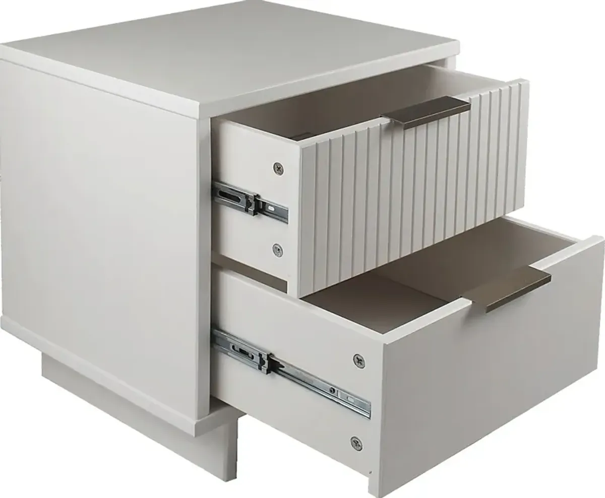 Bremmer VI White Nightstand