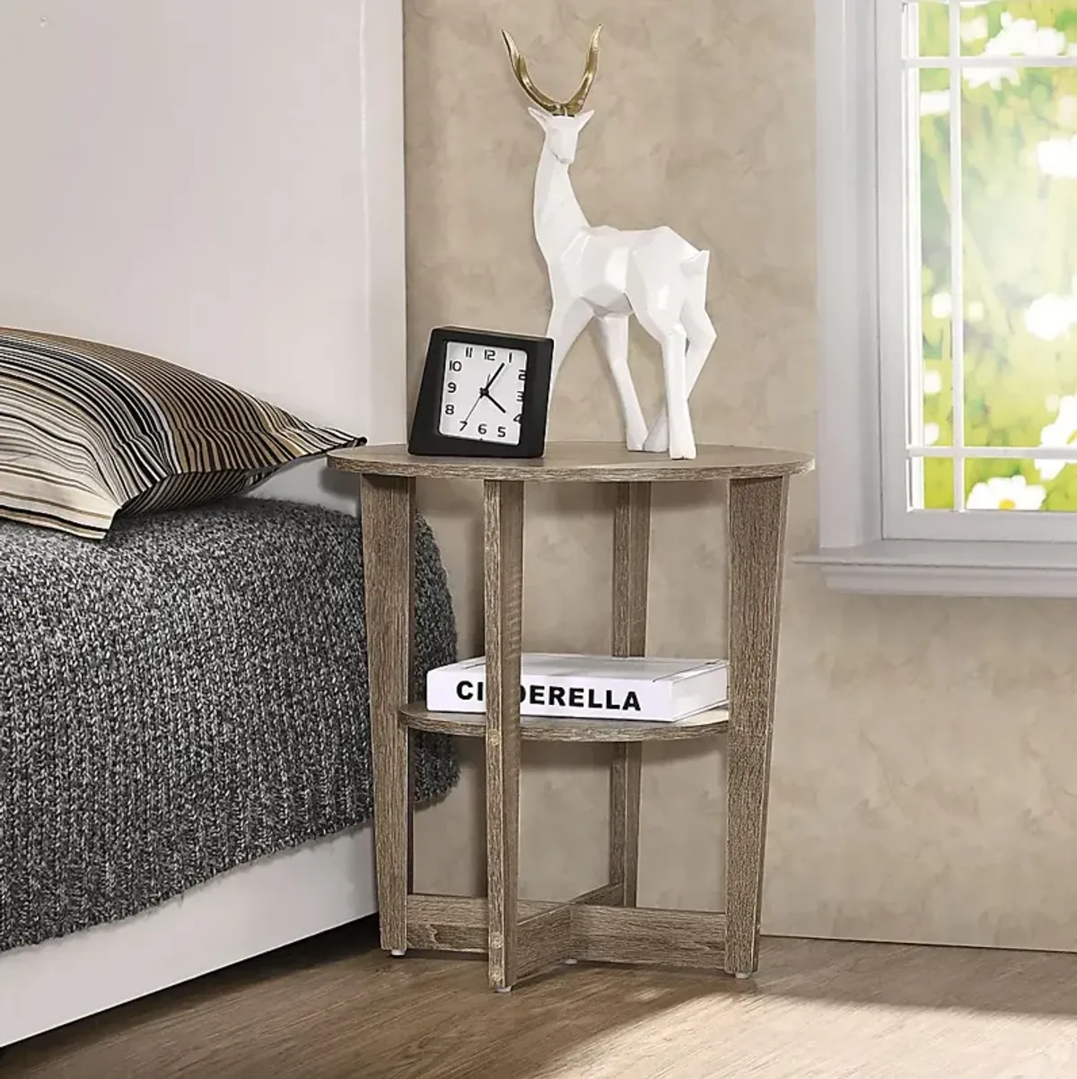 Fernedge IV Tan Nightstand