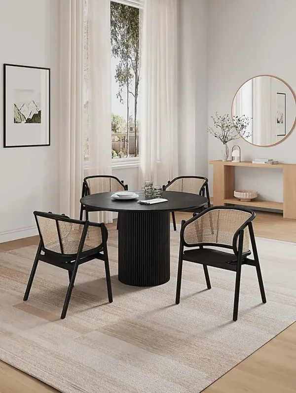 Arvern Black 5 Pc Dining Table Set