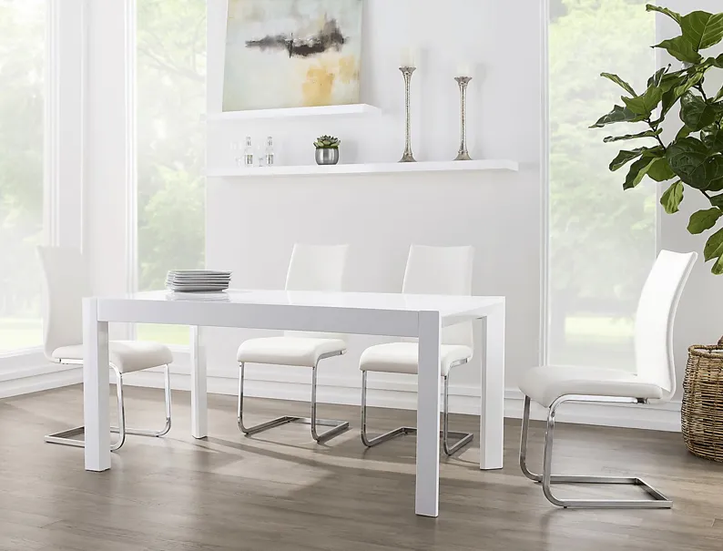 Stiney White Dining Chair, Set of 4