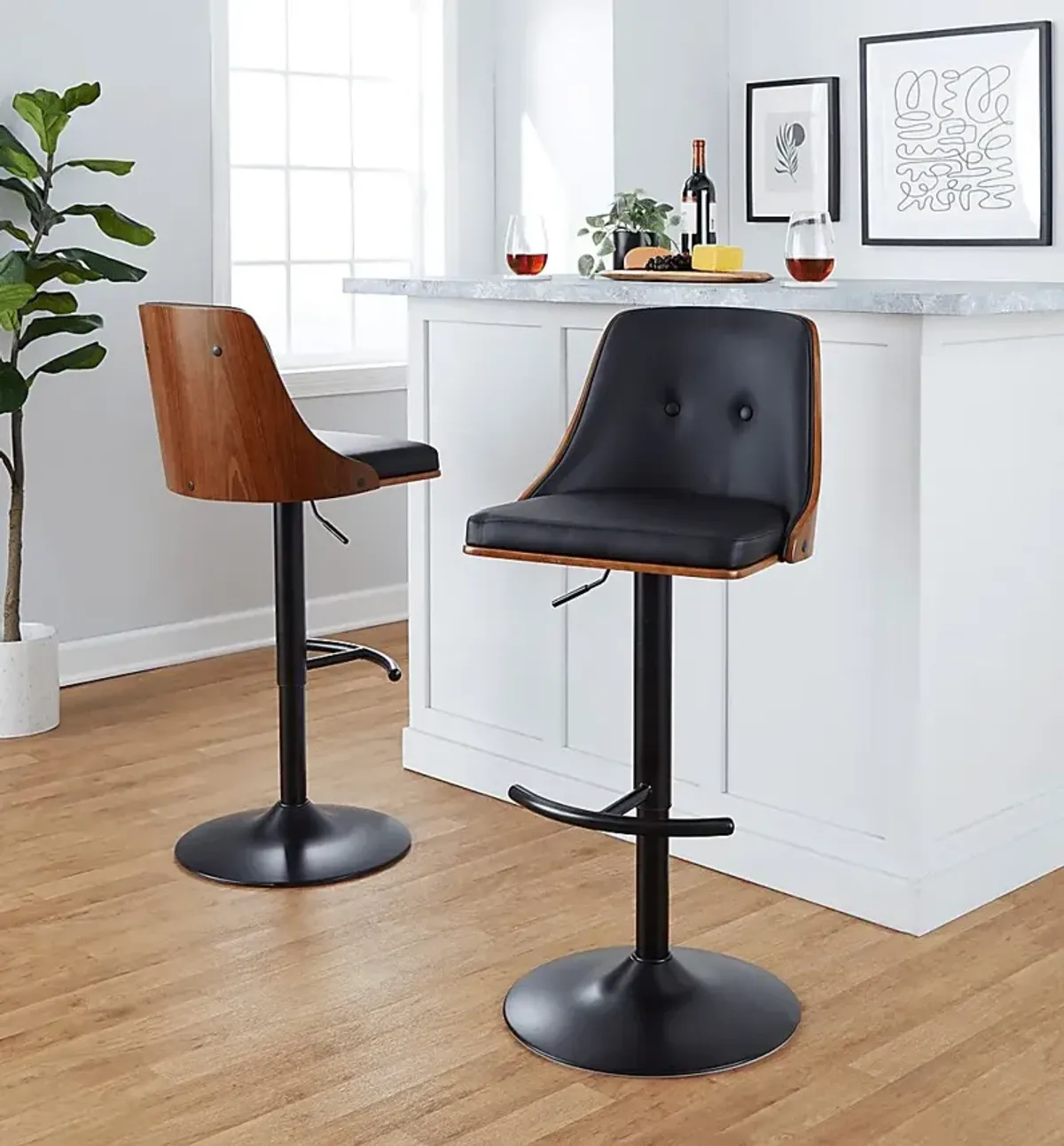 Wyndtop Black Adjustable Barstool, Set of 2