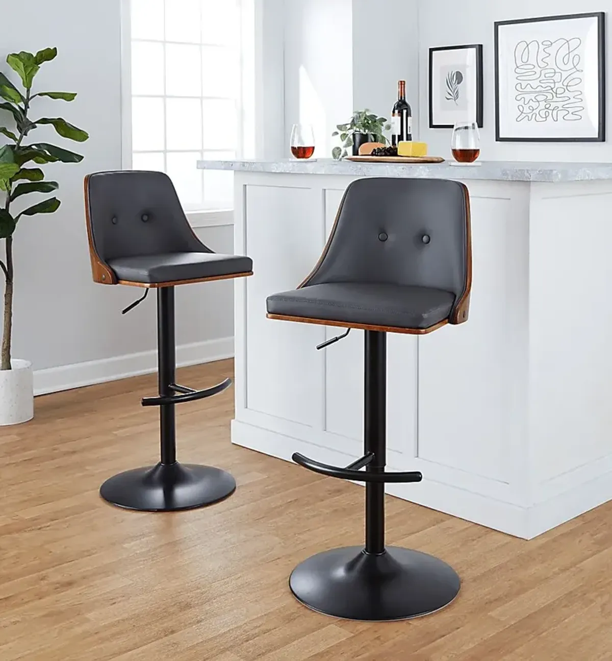 Wyndtop Gray Adjustable Barstool, Set of 2