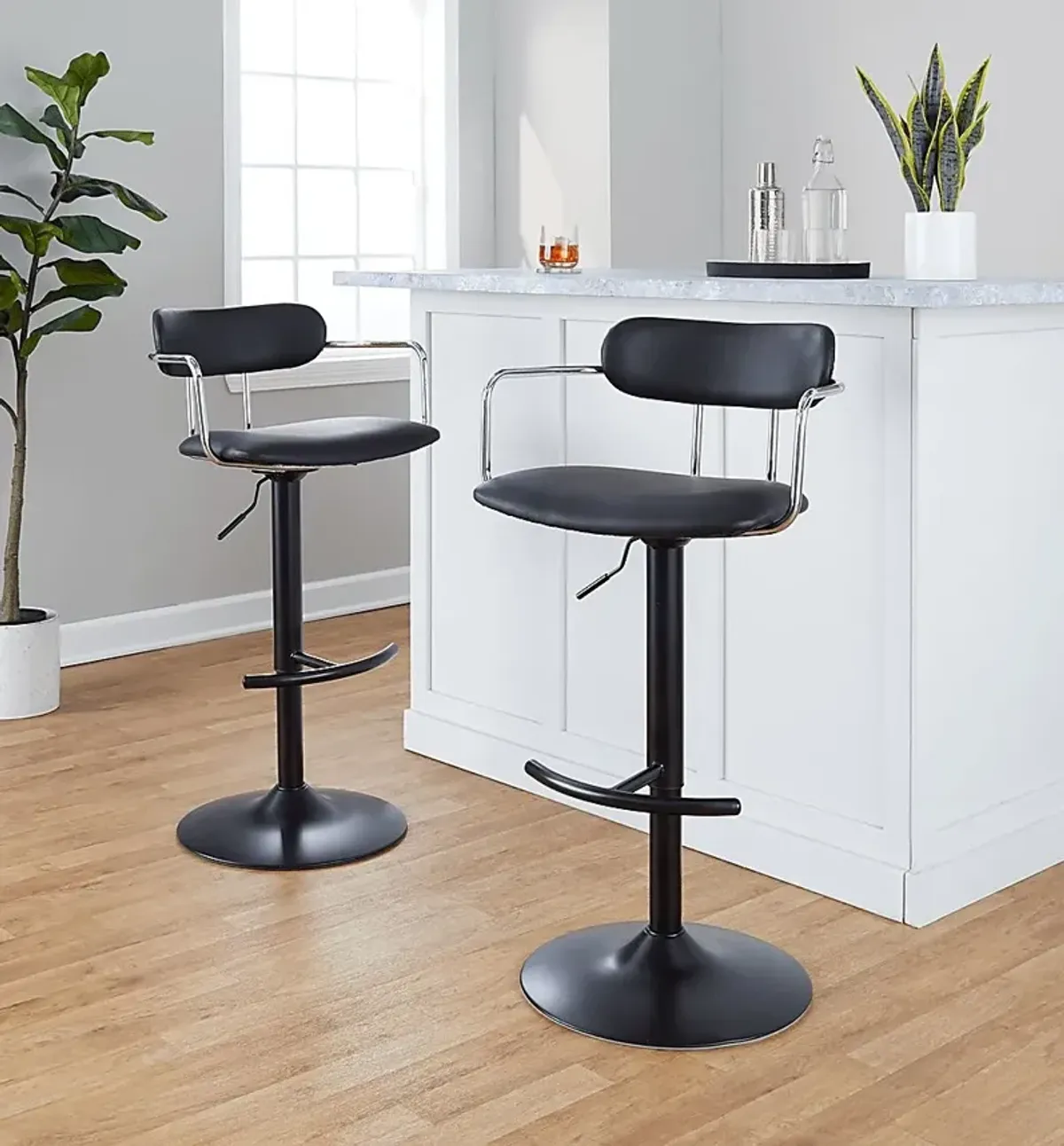 Wedgefield III Black Adjustable Barstool, Set of 2